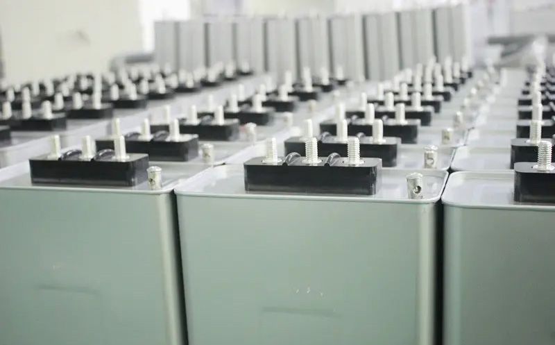 智能電力電容器能抵抗電網(wǎng)諧波嗎？